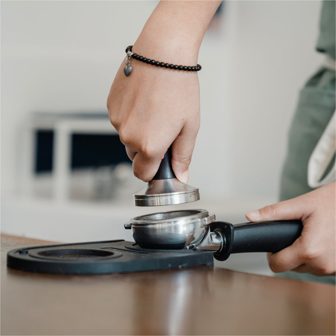 The Dos and Don’ts of Espresso Tamping - Coffee Life, a blog by EspressoWorks